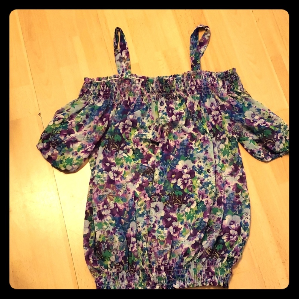 Off the shoulder floral shirt